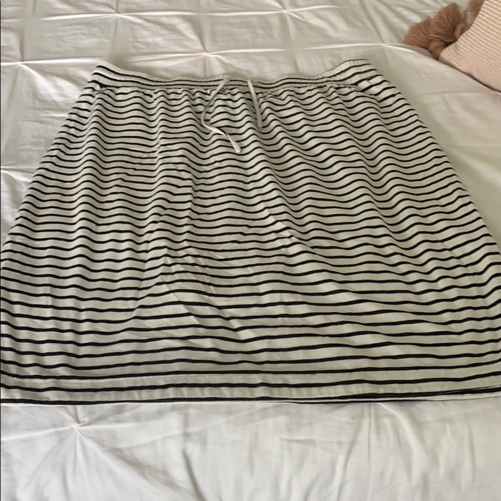 Mainstreet exchange Olivia skirt.